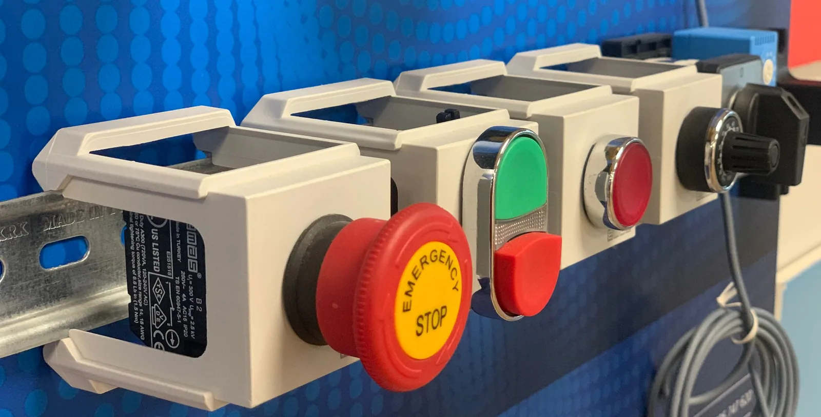 Little Essentials: EMAS BARP Din Rail Adapter