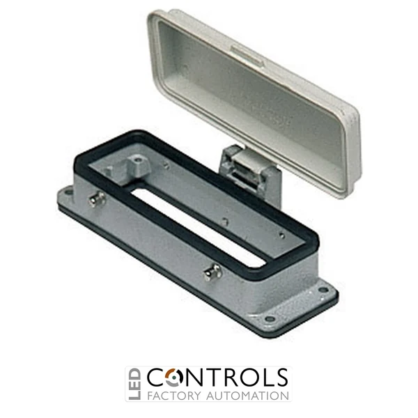 CHI24CP Ilme Bulkhead housing 4 pegs and plastic cover Size 104.27