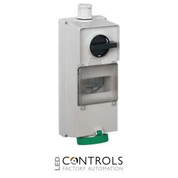 KI3243R15 Ilme Switched socket 32amp 110volt 3pole IP55 wall mounted