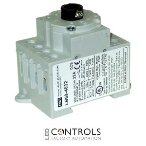LB69-4032 IMO Base Mount Door Interlock Isolator Body, 4 Pole, 32A