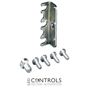 TS8800.090 Rittal Mounting plaattachment Installation: side/rear/set forward