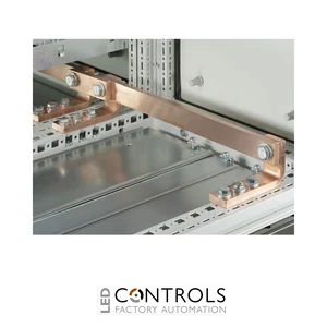 SV9661.000 Rittal Busbar E-Cu WH: 40x10mm L: 992mm with integral holes 14mm
