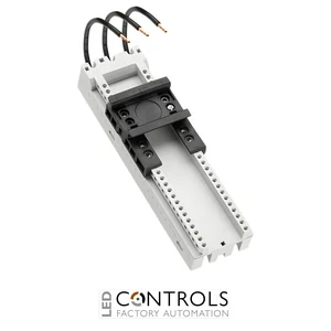 32676000A Woehner 3 pole 25A Adapter